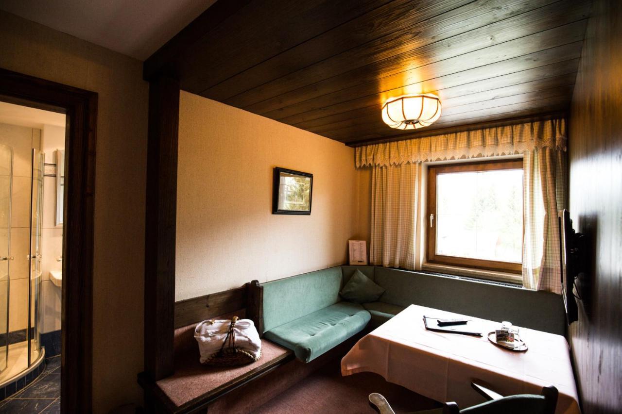 Landhaus Schnoeller Tannheim Eksteriør billede