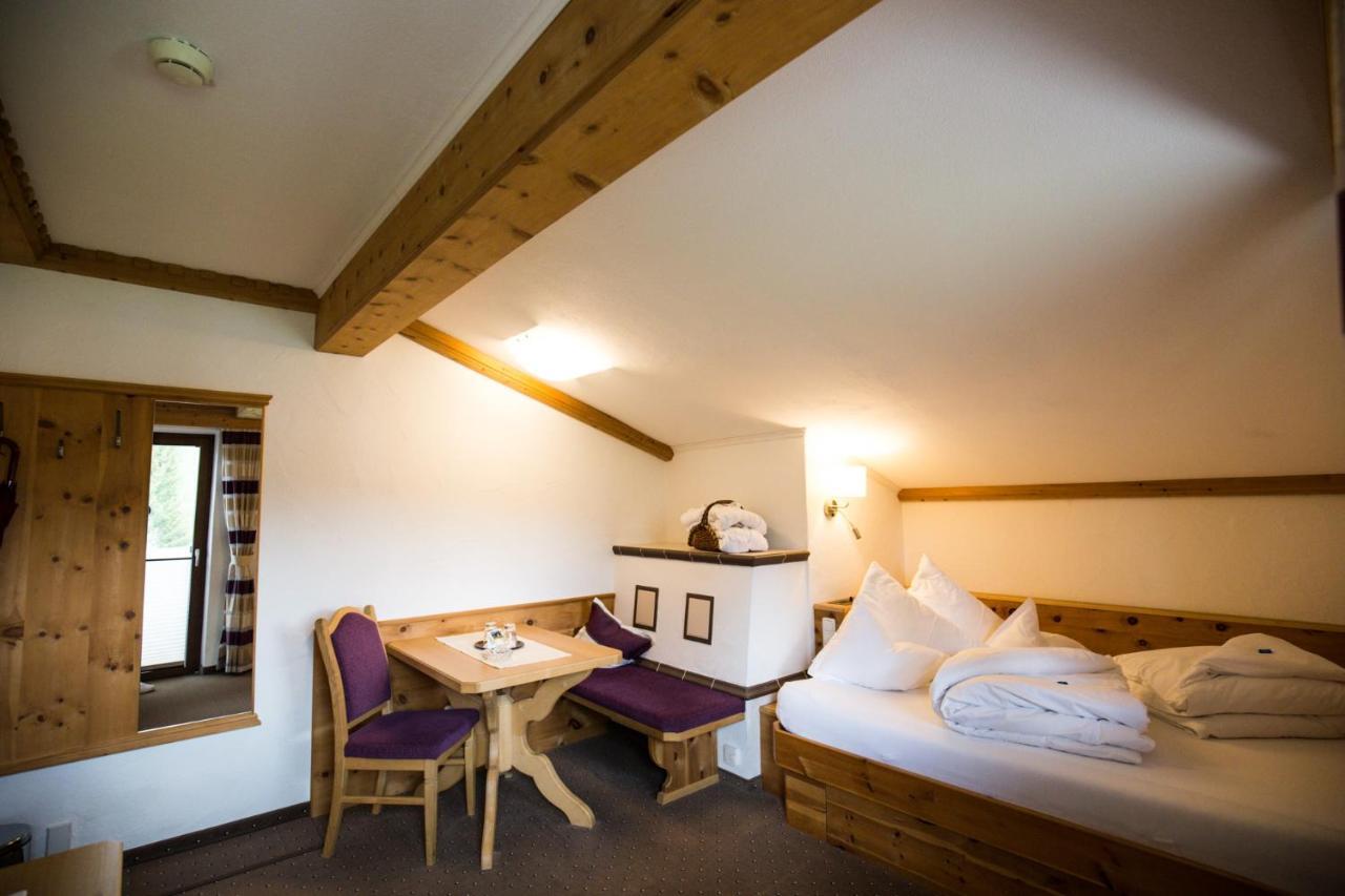 Landhaus Schnoeller Tannheim Eksteriør billede